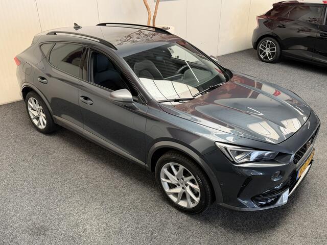Cupra Formentor 1.4 e-HYBRID BUSINESS NAVIGATIE ADAPTIVE CRUISE CONTROL STUURVERWARMING APPLE CARPLAY/ANDROID KEYLESS GO RIJSTROOKSENSOREN ACHTERUITRIJCAMERA ZEER MOOI !!