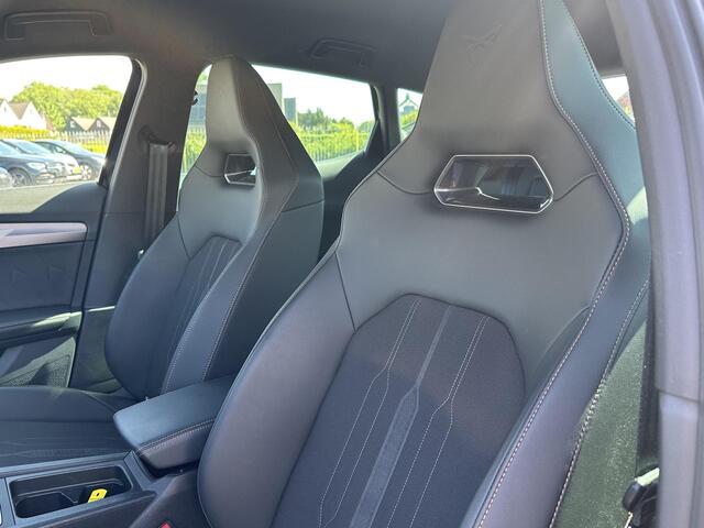 Cupra Formentor 1.4 e-Hybrid VZ Performance | Wegklapbare trekhaak | Elek. klep | Stuur & Stoelverwarming | Camera | Adaptive cruise control | Memory seats