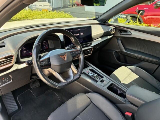 Cupra Formentor 1.4 TSI e-Hybrid Essential / App Connect / Navi / PDC