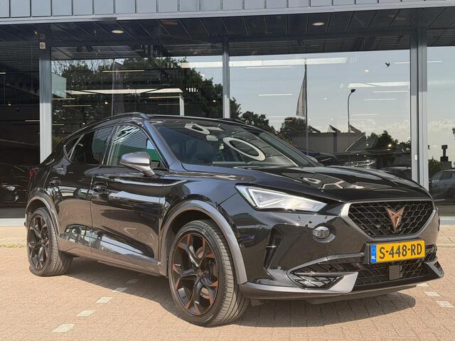 Cupra Formentor 1.4 e-Hybrid VZ Copper Edition PANORAMADAK| LEDER SPORT INTERIEUR| SFEER VERLICHTING| CAMERA| NAVIGATIE| F1 FLIPPERS| DODE HOEK | STOEL/STUUR VERWARMING |