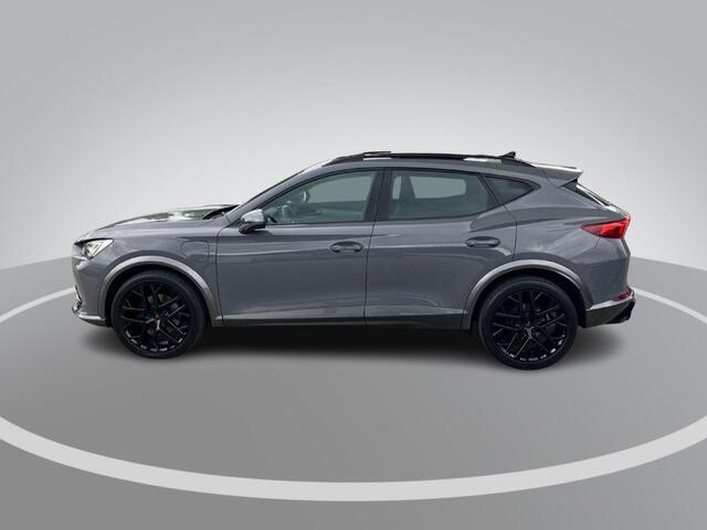 Cupra Formentor 1.4e-Hybrid 150kW/204PK DSG · Panoramadak · Stoel-&stuurverwarming · Parkeersensoren + Camera · Leder · Apple/Android Car Play ·