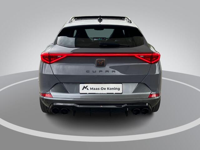 Cupra Formentor 1.4e-Hybrid 150kW/204PK DSG · Panoramadak · Stoel-&stuurverwarming · Parkeersensoren + Camera · Leder · Apple/Android Car Play ·