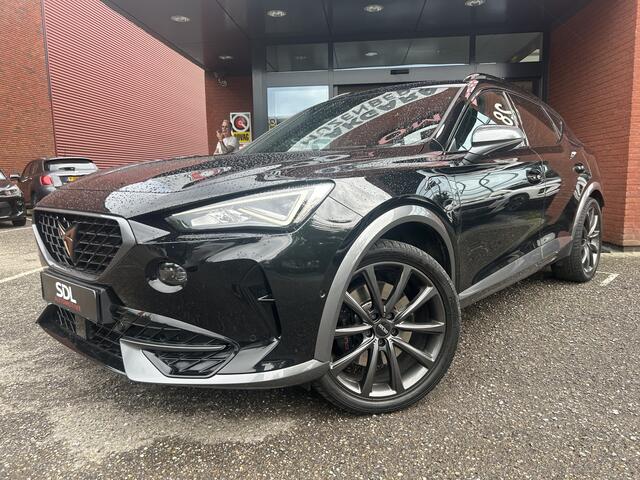 Cupra Formentor 1.4 e-Hybrid VZ Copper Edition // FULL LED // CAMERA // DODEHOEKDETECTIE // NAVI + CARPLAY // STOEL + STUURWIELVERWARMING // ADAPTIVE CRUISE