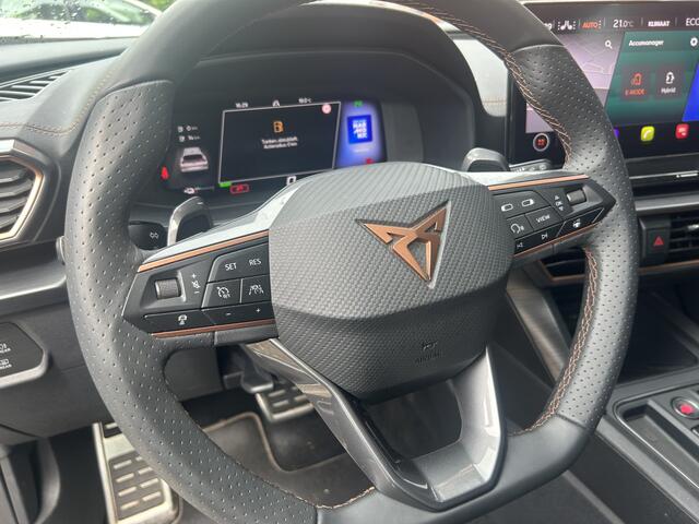 Cupra Formentor 1.4 e-Hybrid VZ Copper Edition // FULL LED // CAMERA // DODEHOEKDETECTIE // NAVI + CARPLAY // STOEL + STUURWIELVERWARMING // ADAPTIVE CRUISE