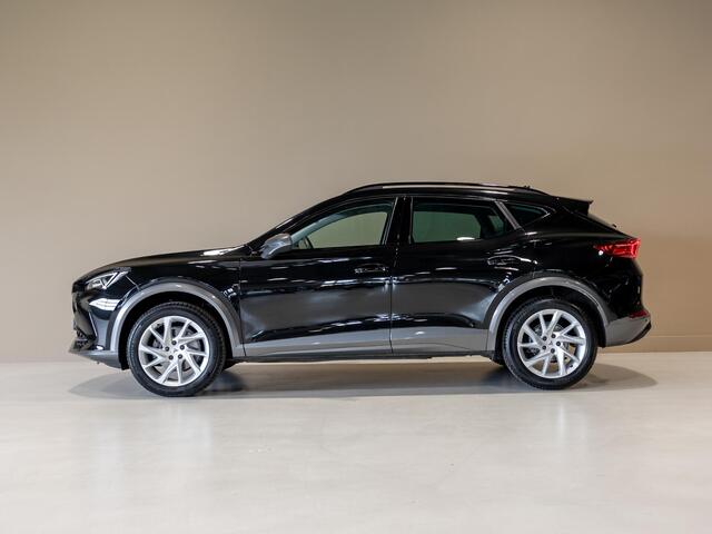 Cupra Formentor 1.5 TSI Business Edition / 150pk / Achteruitrij camera / Stoel en stuur verwarming /