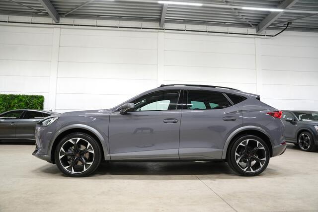 Cupra Formentor 1.5 TSI * Pano - Sfeer - Blind Spot - Camera - Keyless - 19" - App *