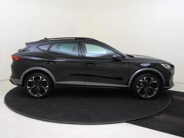 Cupra Formentor 1.4 e-Hybrid VZ Performance | SoH 91% | Panoramadak | Trekhaak | Parkeerassistent | Adaptieve demping | Keyless | Dodehoek detectie | Stoel- en stuurwielverwarming | Achteruitrijcamera |