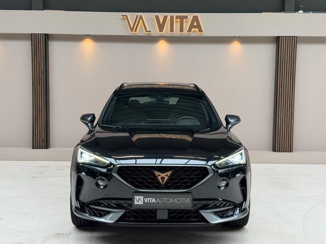 Cupra Formentor VZ 2.0 TSI 4DRIVE Pano|ACC|310pk|Camera|Sportstoel|Trekhaak|LED| Pano|ACC|Camera|Sportstoel|Trekhaak|LED
