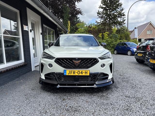 Cupra Formentor VZ5 2.5 390 PK | TAIGA GREY EDITION | No 295/999 | CARBON