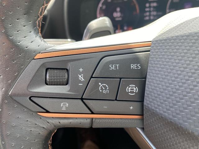 Cupra Formentor 1.5 TSI Business Edition | 150Pk | Automaat | Trekhaak | Navi | Clima | A-Camera |