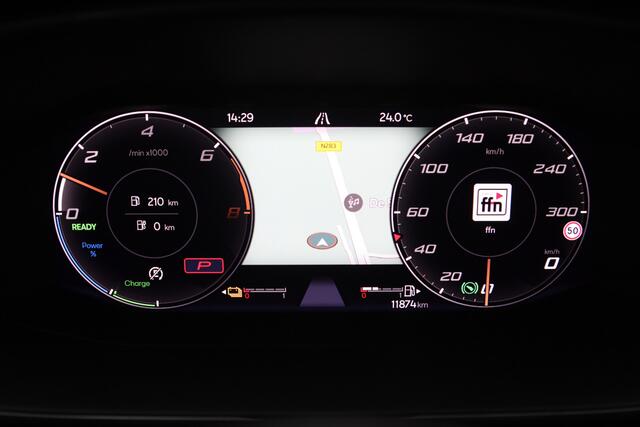 Cupra Formentor 1.4 e-Hybrid 245 PK VZ Performance, Trekhaak, Panoramadak, Kuipstoelen, LED