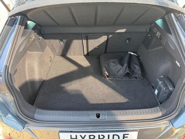 Cupra Formentor 1.4 e-Hybrid VZ Performance *ACC & Navigatie*