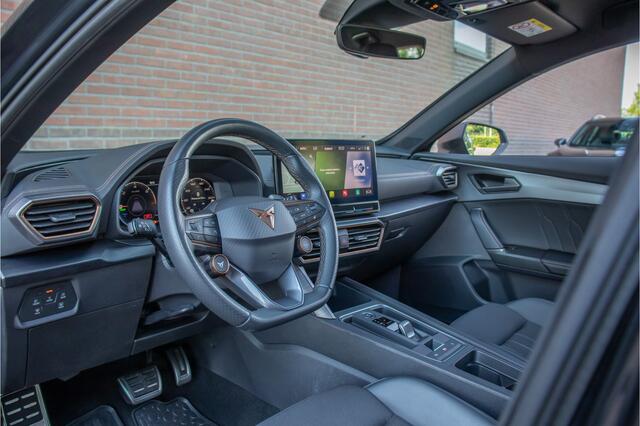 Cupra Formentor 1.4 e-Hybrid 245pk VZ, Stoel & Stuurverwarming, Carplay, Navigatie, Camera, Full LED, Adaptive Cruise.