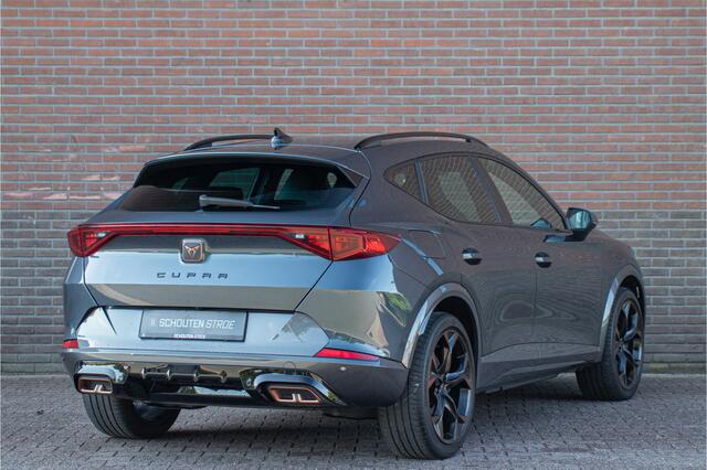 Cupra Formentor 1.4 e-Hybrid 245pk VZ, Stoel & Stuurverwarming, Carplay, Navigatie, Camera, Full LED, Adaptive Cruise.