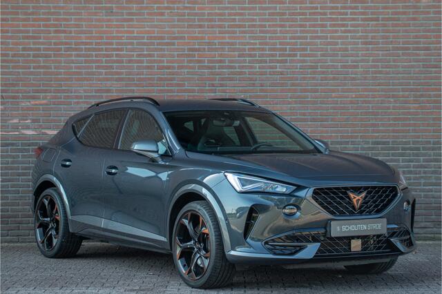Cupra Formentor 1.4 e-Hybrid 245pk VZ, Stoel & Stuurverwarming, Carplay, Navigatie, Camera, Full LED, Adaptive Cruise.