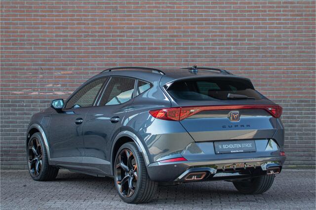 Cupra Formentor 1.4 e-Hybrid 245pk VZ, Stoel & Stuurverwarming, Carplay, Navigatie, Camera, Full LED, Adaptive Cruise.
