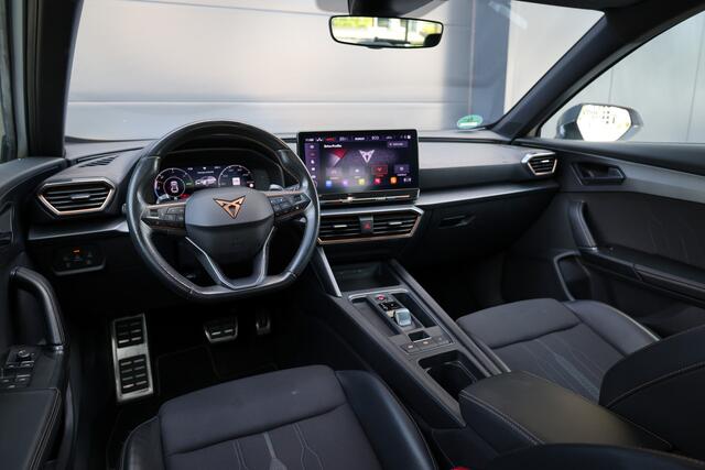 Cupra Formentor 1.4 e-Hybrid VZ Performance | DEALER ONDH | CAMERA | ELEK TREKHAAK | ACC | KEYLESS | SPORTSTOELEN |