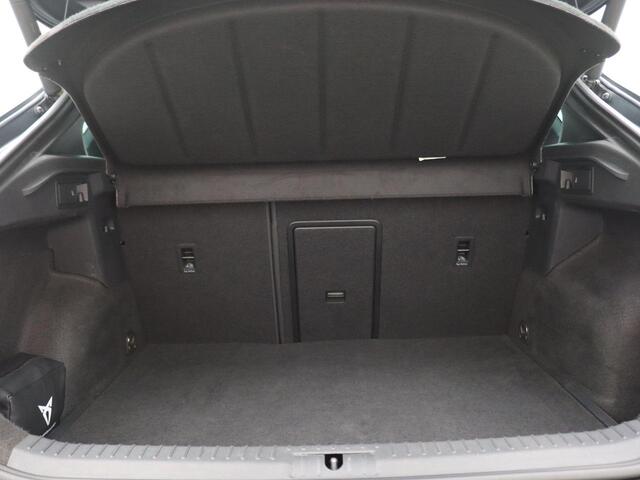 Cupra Formentor 1.4 TSI e-Hybrid VZ Performance Limited 245PK DSG Sportstuur, Kuipstoelen, Matt lak, Panorama dak, Memorystoel, Elek. achterklep, Stoelverwarming, Dodehoek detectie, 19" Lmv