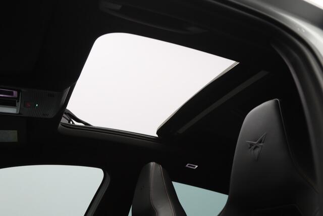 Cupra Formentor 1.4 e-Hybrid 245 PK VZ Performance PHEV, Panoramadak, Trekhaak, Leder