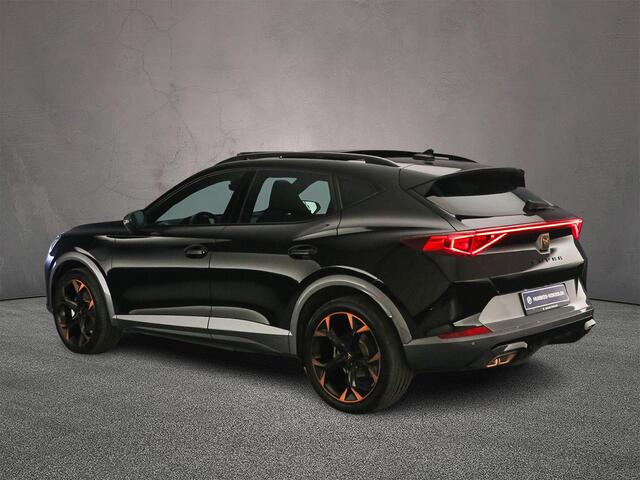 Cupra Formentor Business 1.4 TSI eHybrid 204pk DSG Automaat Panoramadak, Lederen bekleding, Adaptive cruise control, LED matrix koplampen, Beats audio, Achteruitrijcamera