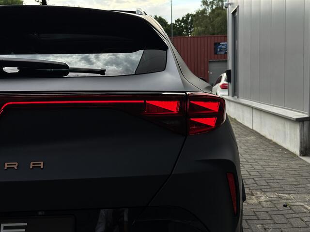 Cupra Formentor 1.5 TSI e-Hybrid VZ Performance 272PK | Matt Grey | Pano | Memory | ACC | 1e eig | Nieuwstaat