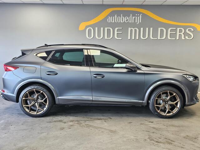 Cupra Formentor 1.4 e-Hybrid VZ | Matte | Memory | ACC | Carplay | Stoel- en stuurwielverwarming |