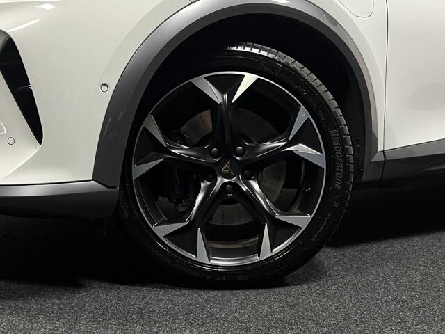 Cupra Formentor 1.4 e-Hybrid VZ Performance | PANORAMADAK | NAVI | STOEL-/STUURVERWARMING | KEYLESS |