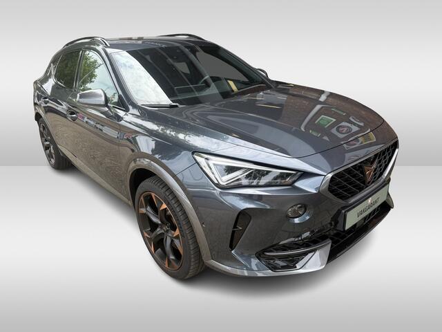 Cupra Formentor 1.4 e-Hybrid VZ Copper Edition | glazen panorama-dak / schuif | Matrix led koplampen | Apple Carplay/Android Auto |