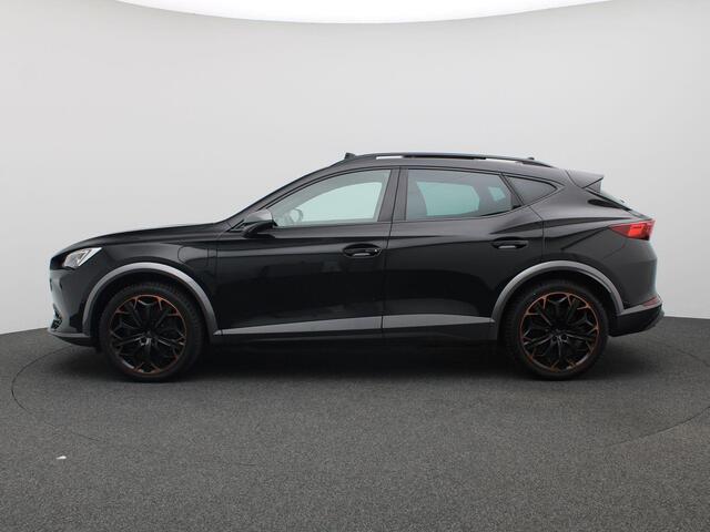 Cupra Formentor 1.4 e-Hybrid VZ Performance 245PK Panoramadak, Trekhaak, 19''LM Velgen, 360gr. Camera, Matrix LED-Verlichting, Stoel-Stuurverwarming, Keyless
