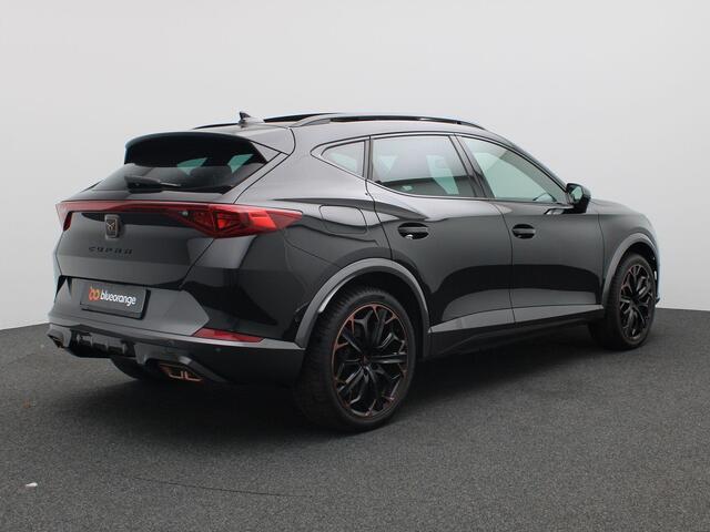 Cupra Formentor 1.4 e-Hybrid VZ Performance 245PK Panoramadak, Trekhaak, 19''LM Velgen, 360gr. Camera, Matrix LED-Verlichting, Stoel-Stuurverwarming, Keyless