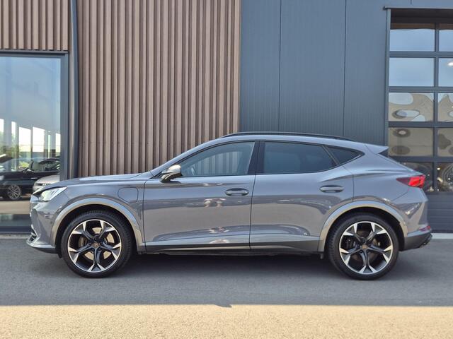 Cupra Formentor 1.4 e-Hybrid VZ Performance 245pk | BTW| Trekhaak | Kuipstoelen | 360 camera | Carplay