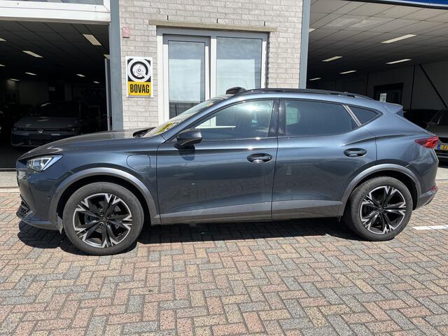 Cupra Formentor 1.4 e-Hybrid Performance / AUTOMAAT/ PANO/ BEATS AUDIO/ CAMERA/ PARK. SENSOREN/ FULL LINK/ STOEL-STUURVERWARM./ KEYLESS/ ADAPT. CRUISE/ NAVI/ CLIMA/ DAB/ 18" LMV