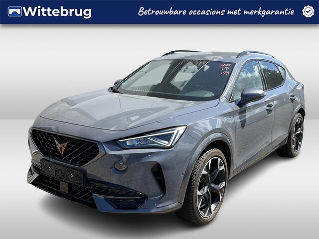 Cupra Formentor 1.4 e-Hybrid VZ Performance / 245 PK/ AUTOMAAT/ KEYLESS/ CRUISE/ CLIMA/ STUUR-STOELVERWARMING/ NAVI/ PARK. SENSOREN + CAMERA