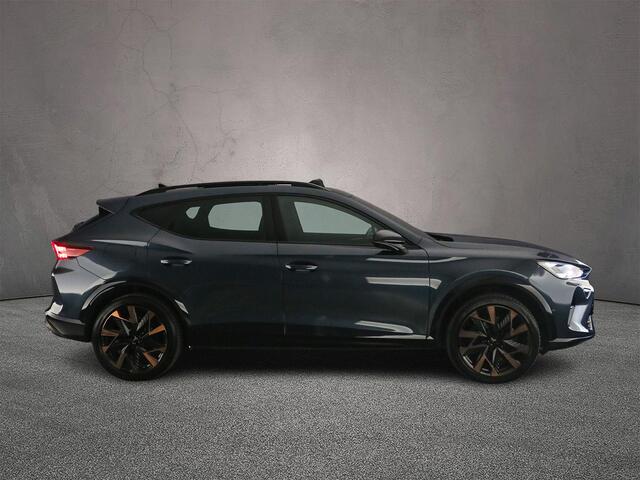 Cupra Formentor VZ Performance 1.5 TSI eHybrid 272pk DSG Automaat Panoramadak, Adaptive cruise control, Sennheiser audio, Elektrische achterklep, 360 camera, Achteruitrijcamera