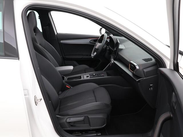 Cupra Formentor 1.4 TSI e-Hybrid 245pk DSG VZ Performance Limited · Panoramadak · Camera · Stuur- & Stoelverwarming · Keyless · Dodehoeksensor · 19"Velgen ·