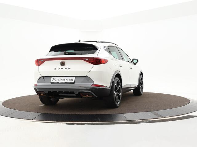 Cupra Formentor 1.4 TSI e-Hybrid 245pk DSG VZ Performance Limited · Panoramadak · Camera · Stuur- & Stoelverwarming · Keyless · Dodehoeksensor · 19"Velgen ·