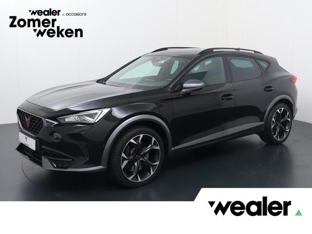 Cupra Formentor 1.4 e-Hybrid VZ | 245 PK | SoH 99% | Trekhaak | Adaptive Cruise Control | Achteruitrijcamera | Matrix LED | Dodehoek detectie | Keyless Entry | Navigatiesysteem | Stuur- & Stoelverwarming | Apple Carplay / Android Auto |