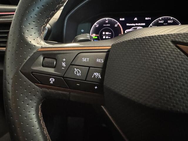 Cupra Formentor 1.4 TSI e-Hybrid | Camera | Memory | Stoelverwarming |