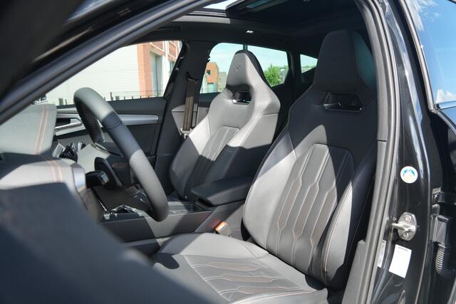 Cupra Formentor 1.4 e-Hybrid VZ Performance 245pk - Matrix LED - Pano - Leder - Trekhaak - Stuurverwarming - Navi - Rijklaar