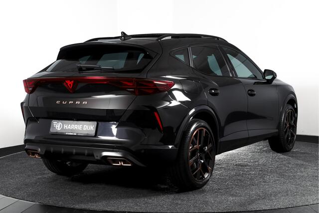 Cupra Formentor 1.5 TSI e-Hybrid VZ Tribe Edition | S/k-Panodak | Dig. Cockpit | Adapt. Cruise | Stoel-+ Stuurverw. PDC | 360 Camera | NAV + App. Connect | ECC | Elek. Klep | LM 19" | 7976