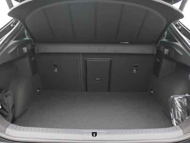 Cupra Formentor 1.5 TSI e-Hybrid Business 204PK DSG SOH 100% Pano-Schuifdak, Trekhaak, 19" LM Velgen, Sennheiser Audio, Achteruitrijcamera, Memorystoel, Matrix LED-Verlichting, Stoel-Stuurverwarming