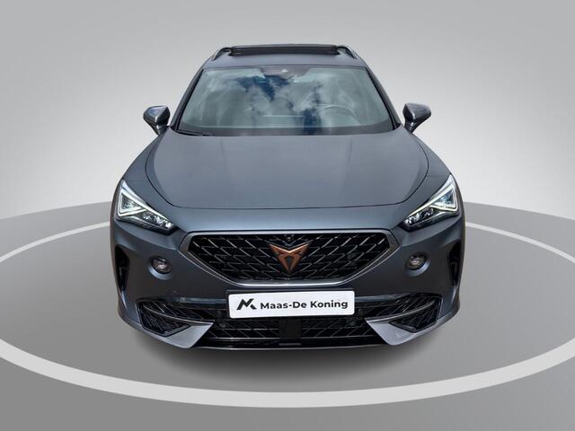 Cupra Formentor 1.4 e-Hybrid/245PK VZ Panoramadak · Navigatie · 360°Camera + Parkeersensoren ·