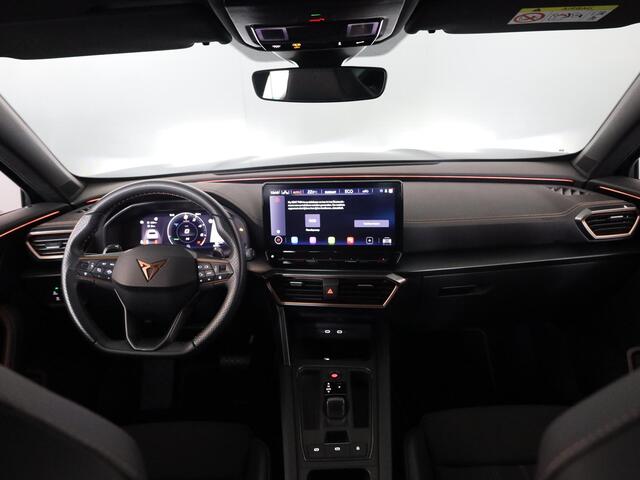 Cupra Formentor 1.4 e-Hybrid Business 204 pk Automaat | Navigatie | Parkeersensoren (Park assist) | Achteruitrijcamera | Autom. airco (3 zones) | Elektr. bestuurdersstoel met geheugen |