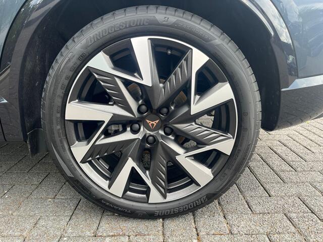Cupra Formentor 1.5 TSI e-Hybrid 150 kW Pure Performance | Full option | Trekhaak | Pano | Stoel- stuurverw. | Camera | PDC
