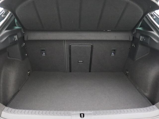 Cupra Formentor 1.4 e-Hybrid VZ Performance 245PK DSG Trekhaak, Achteruitrijcamera, Side Assist, Elektr. Achterklep, 19" LM Velgen, Memorystoel, Stoel-stuurverwarming