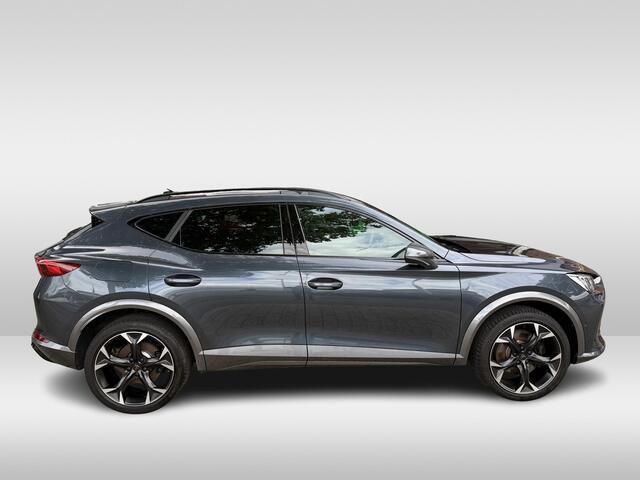 Cupra Formentor 1.4 e-Hybrid VZ Performance 245PK | elektrische trekhaak | stoelverwarming | stuurverwarming | applecarplay/android auto |