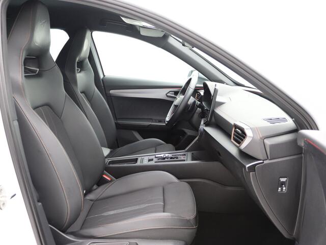 Cupra Formentor 1.4 e-Hybrid Business 204PK / Camera / Navi / 19inch