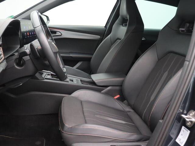 Cupra Formentor 1.4 e-Hybrid VZ Performance 245PK DSG SOH 95,47%, Trekhaak, Achteruitrijcamera, Verwarmbare voorstoelen, Adaptieve Cruise Control, 19" LM Velgen, Elektr. Achterklep, Supersportstuur, Keyless