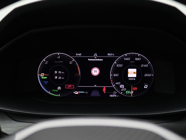Cupra Formentor 1.4 e-Hybrid VZ Performance 245PK DSG SOH 98,675, 360gr. Camera, Memorystoel, Side Assist, Keyless, 19" LM Velgen, Elektr. Achterklep, Navi