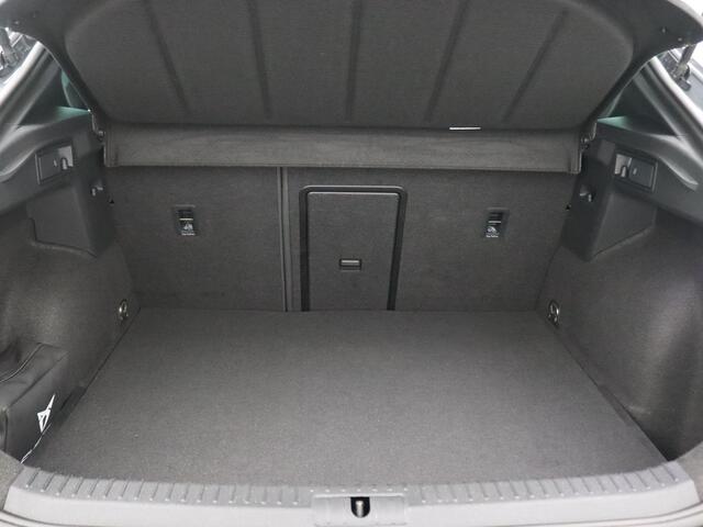 Cupra Formentor 1.4 e-Hybrid VZ Performance 245PK DSG SOH 87%, Trekhaak, Achteruitrijcamera, Keyless, Panoramadak, Side Assist, Navi, Stoel-Stuurverwarming, 19" LM Velgen